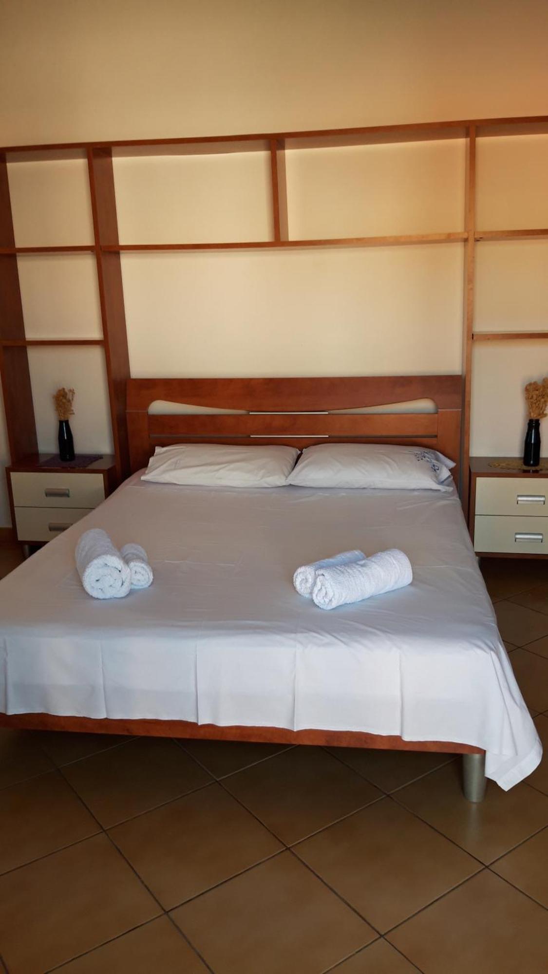 אוריקום Apartament Gloria&Mitati חדר תמונה